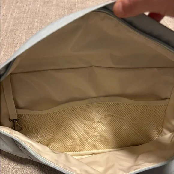 Canvelle oversized fanny pack - Picture 2 of 4